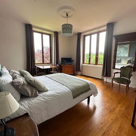 Domaine Les Ourgeaux Hotel Pageas Quarto foto