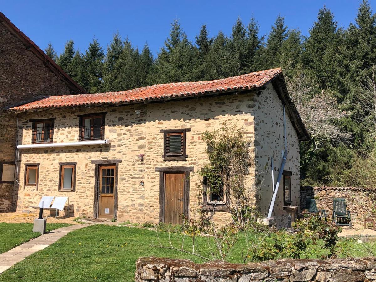 Domaine Les Ourgeaux Hotel Pageas Exterior foto